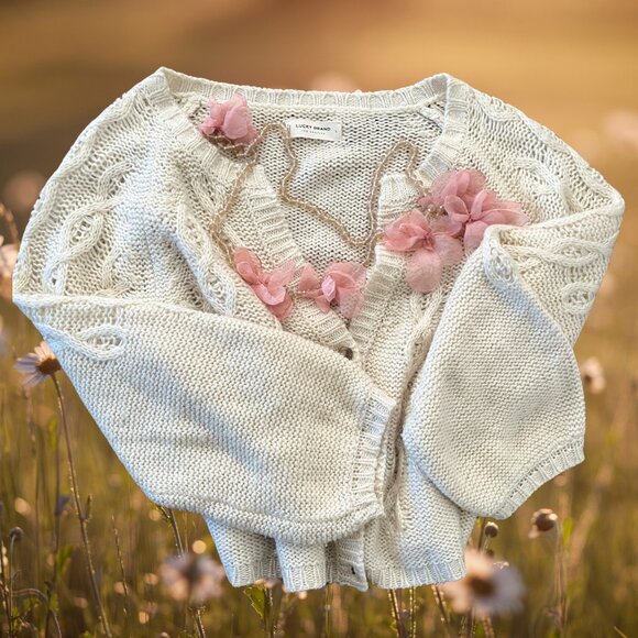 Lucky Brand Soft Cardigan -Ivory - Light Layer - L - Acrylic - VGUC - So Soft! - Picture 2 of 13